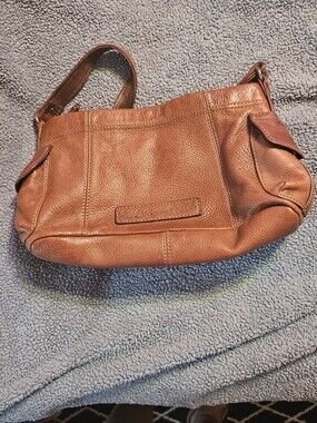 Fossil Pebbled Leather Shoulder Bag in Cognac